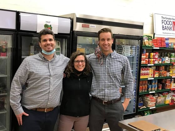 The reLeaf crew volunteering at a local food bank